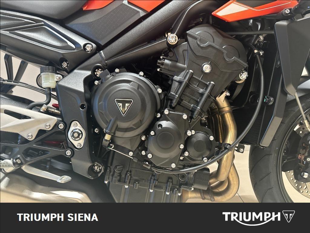 TRIUMPH Street Triple 765 R