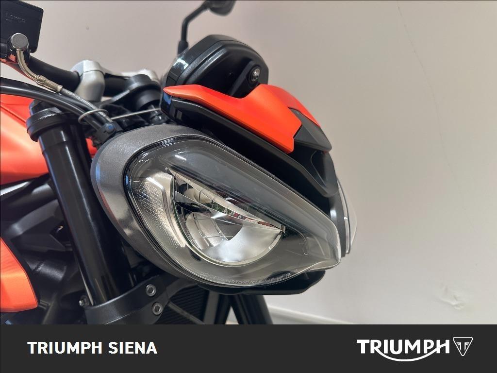 TRIUMPH Street Triple 765 R